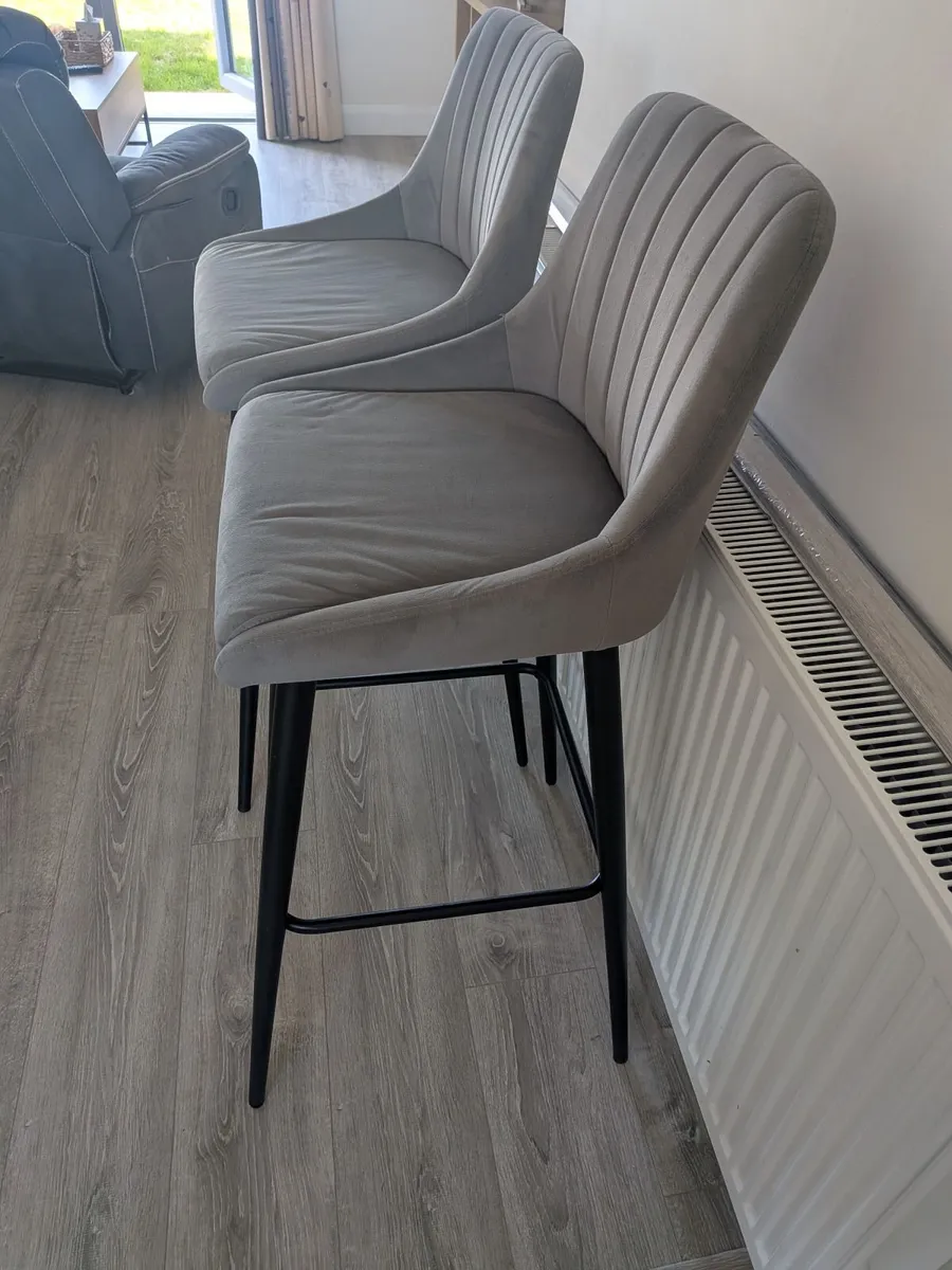 Bar stools - Image 2