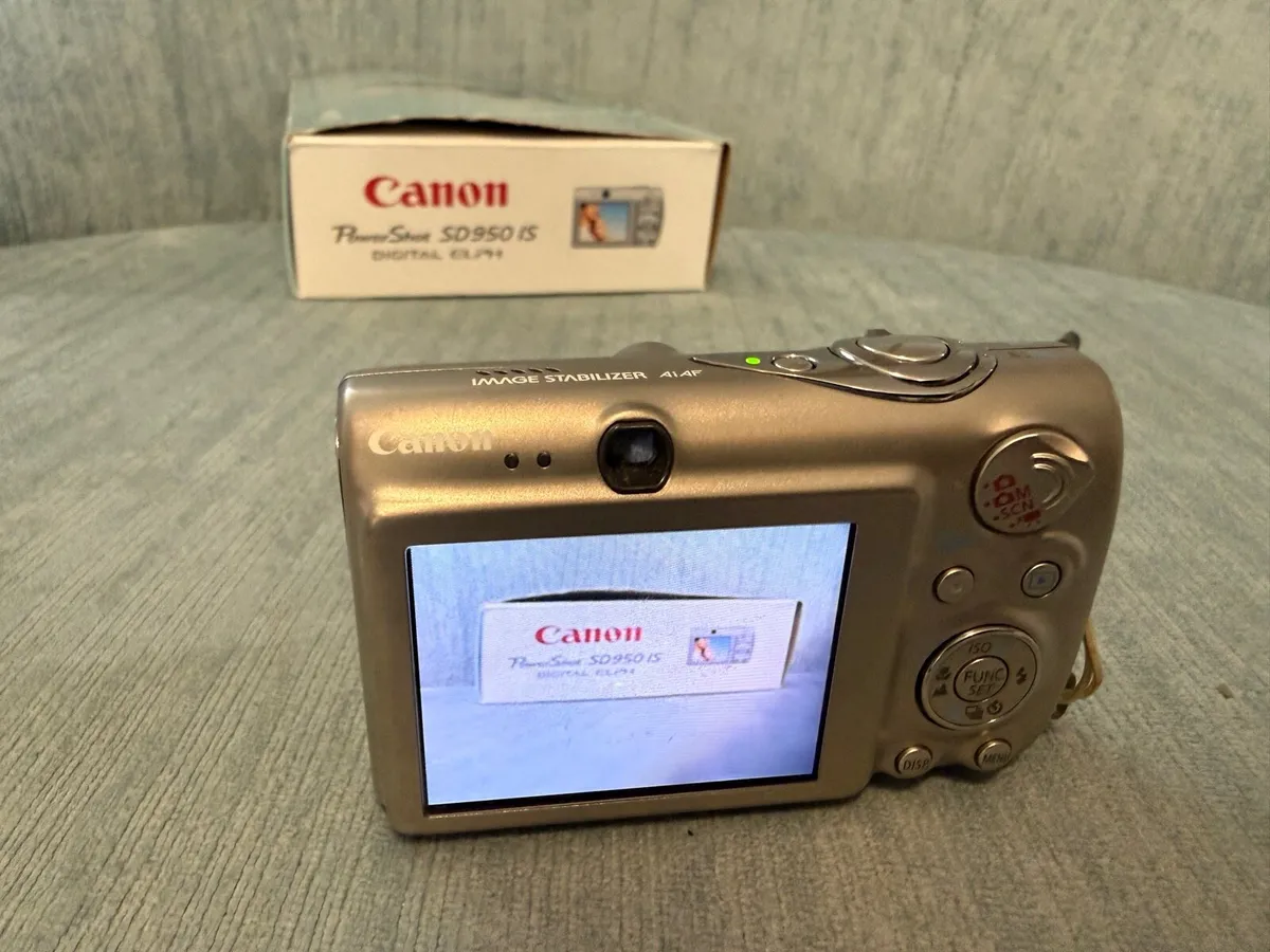 CANON Powershot SD950is 12.1MP digital camera - Image 2