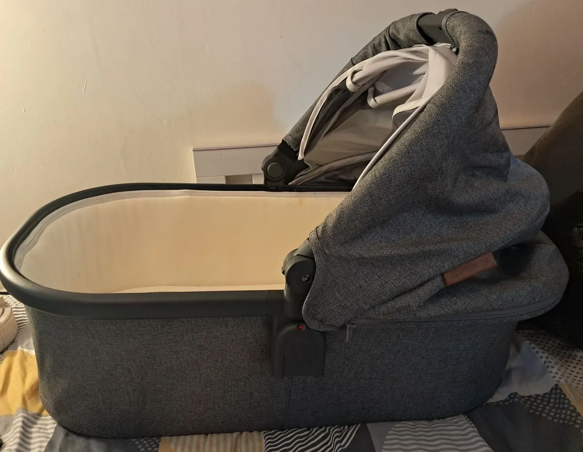 Baby equipment - Image 4