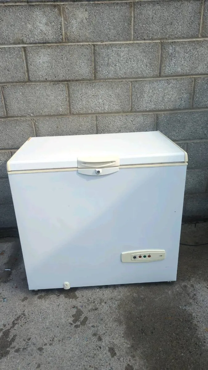 Freeze - Image 1