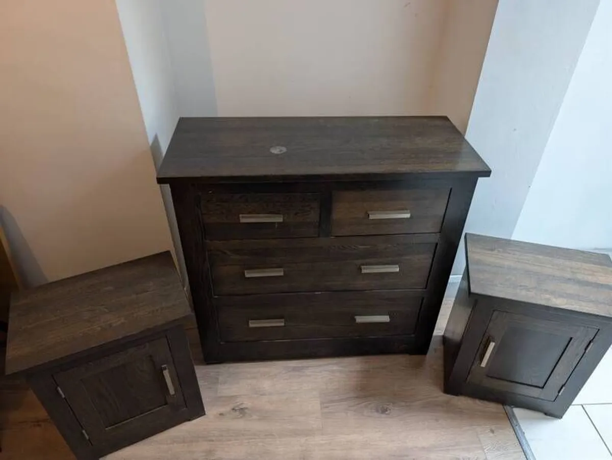 Chest & Lockers. - Image 2
