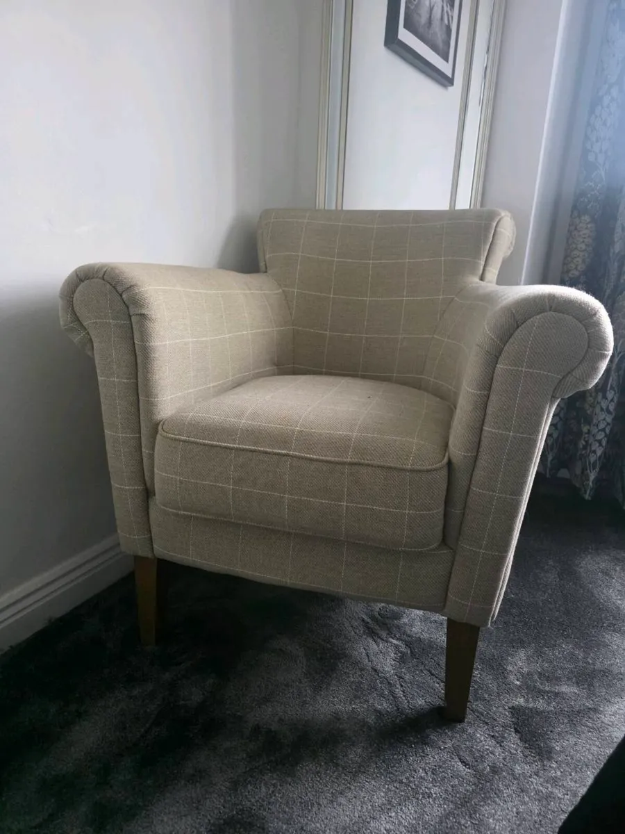 Arm Chair - Image 1