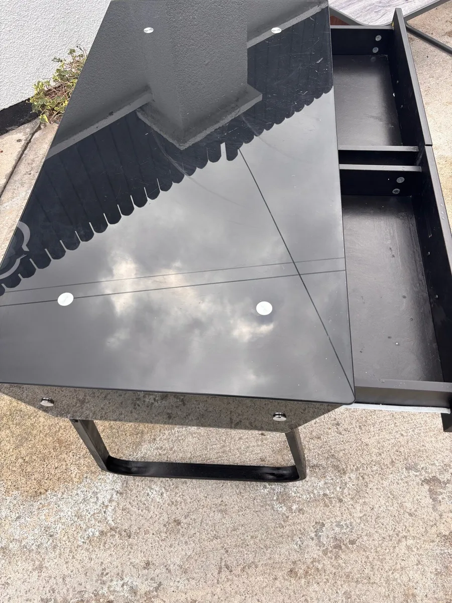 Table - Image 2