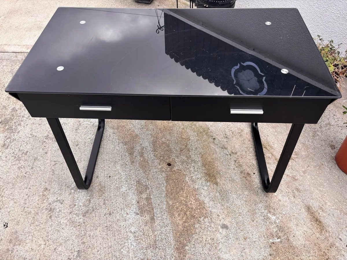Table - Image 1