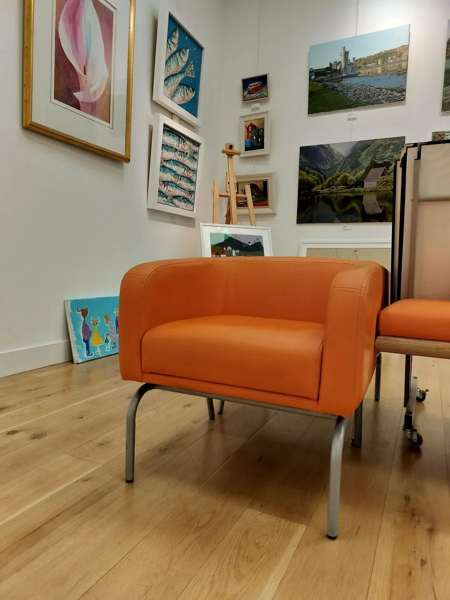 Chairs - Image 3