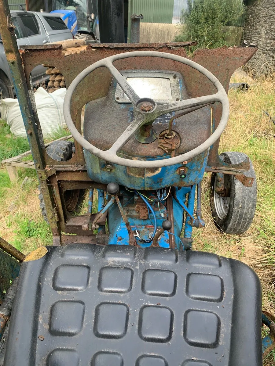 Ford 3000 - Image 3