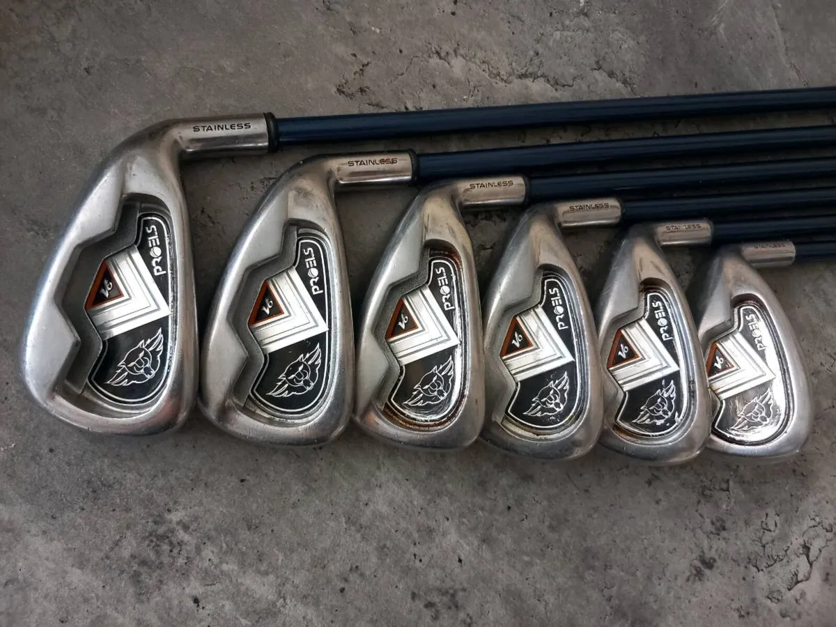 Slazenger golf irons.  Right handed clubs - Image 1