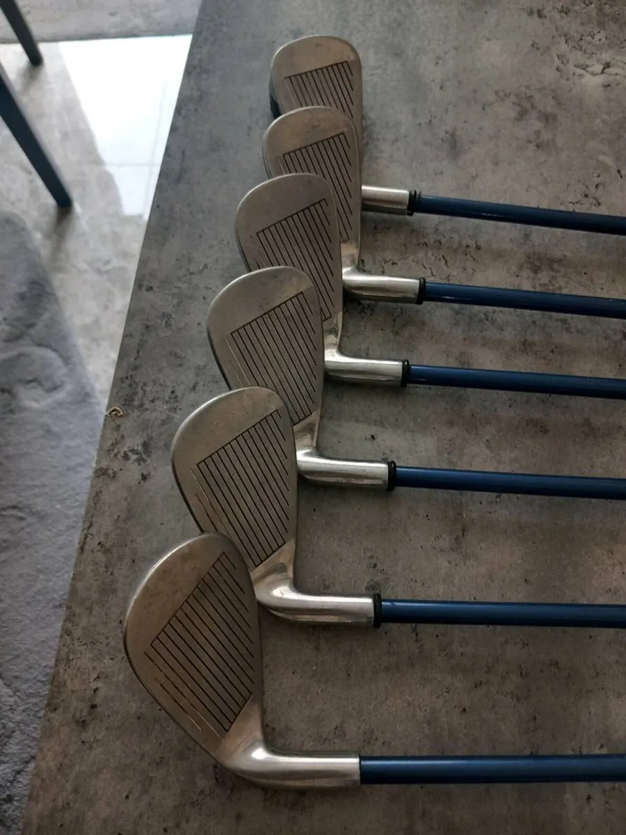 Slazenger golf irons.  Right handed clubs - Image 3