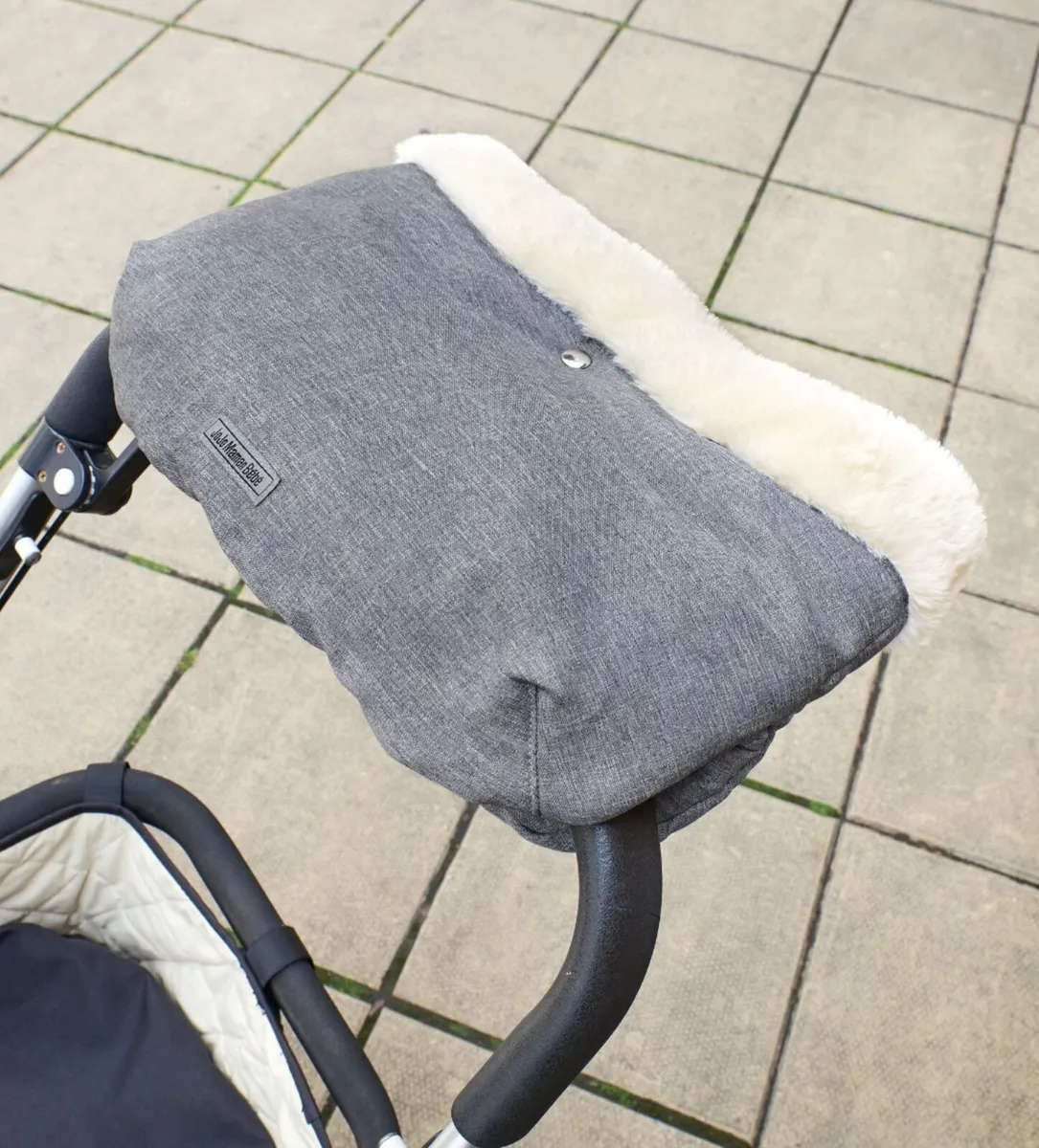 Jojo maman bebe deluxe buggy handwarmer - Image 1