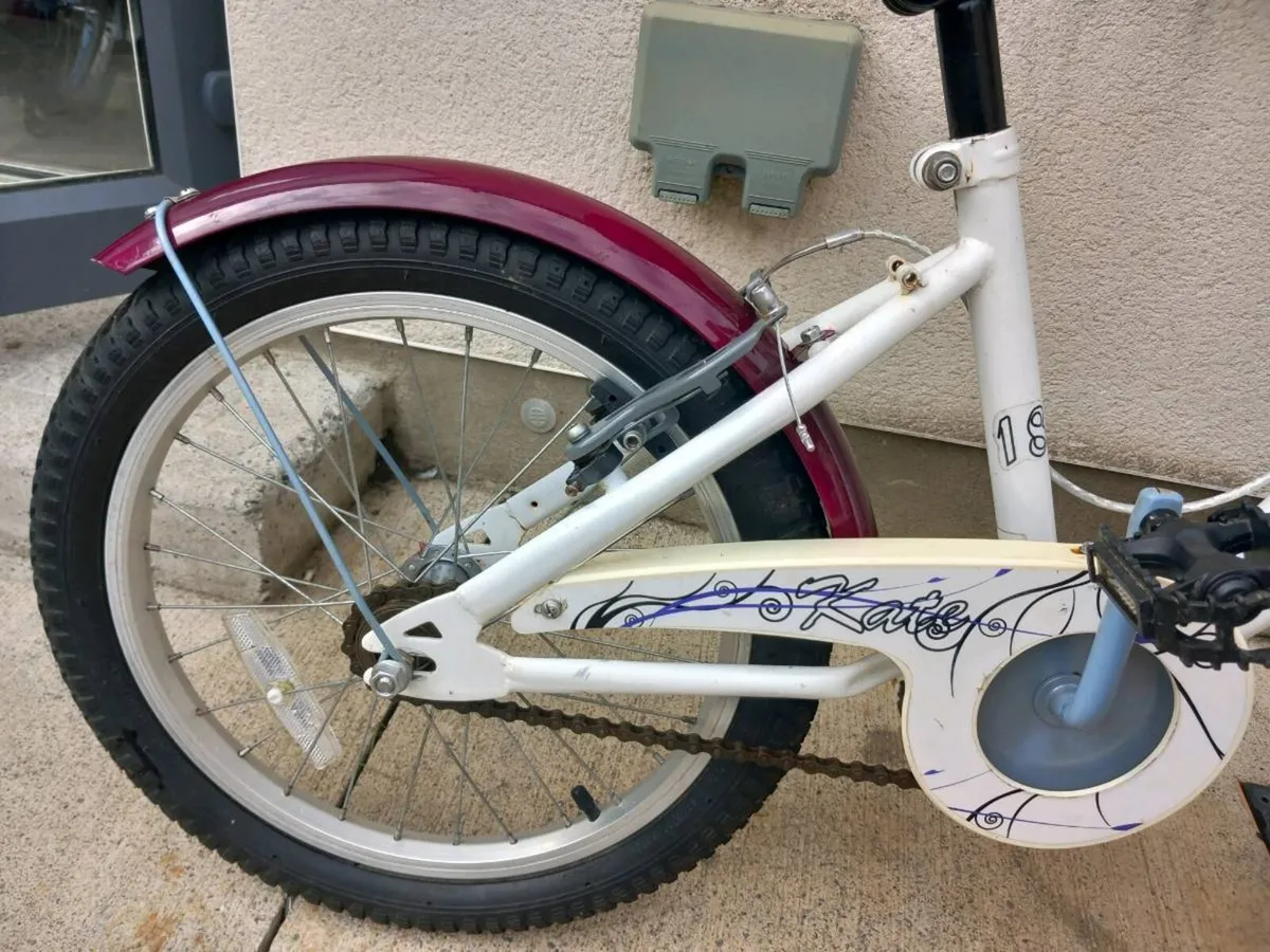 Kids Katie bike size 18 inch wheels - Image 3