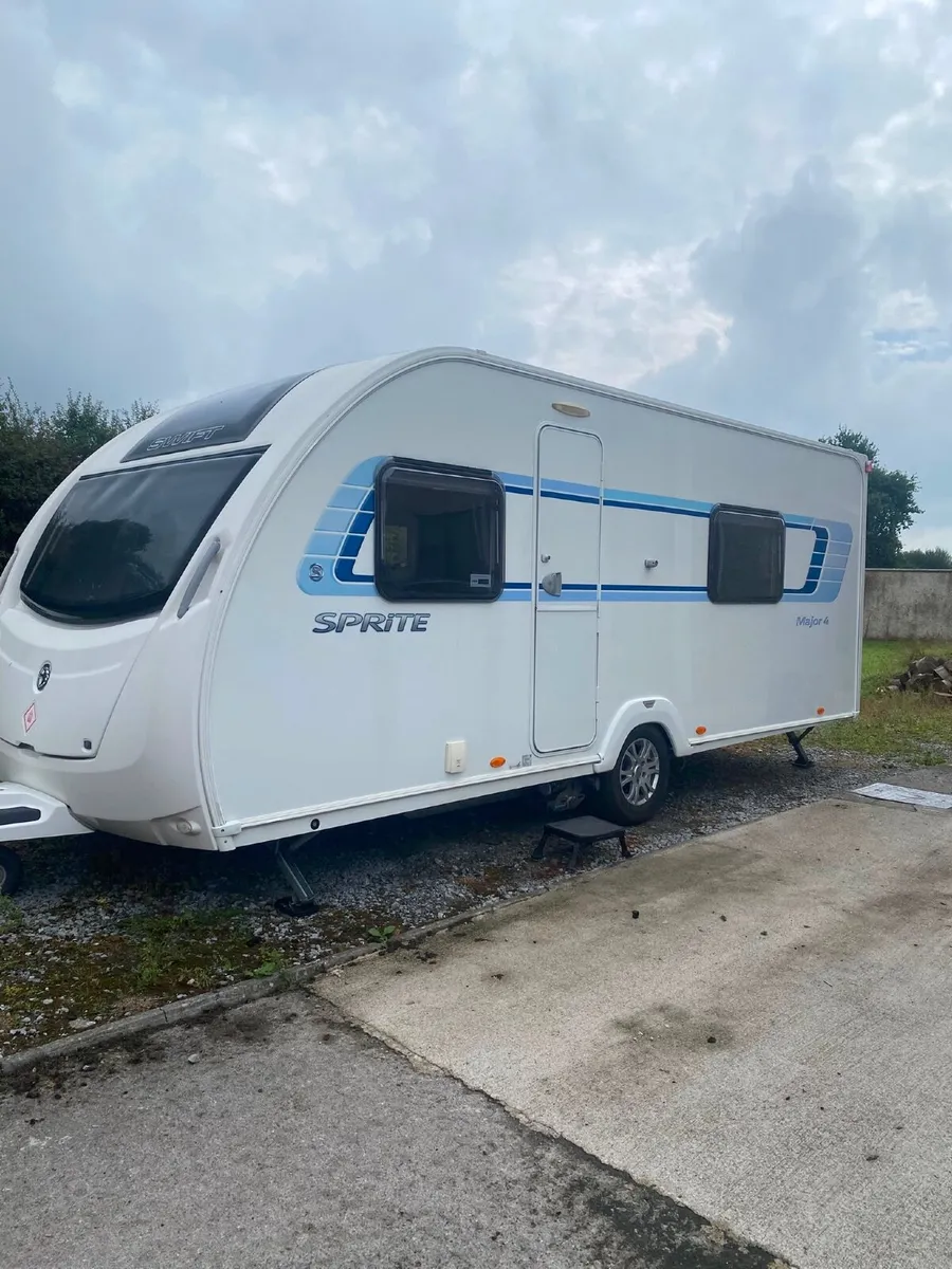 Caravan - Image 1