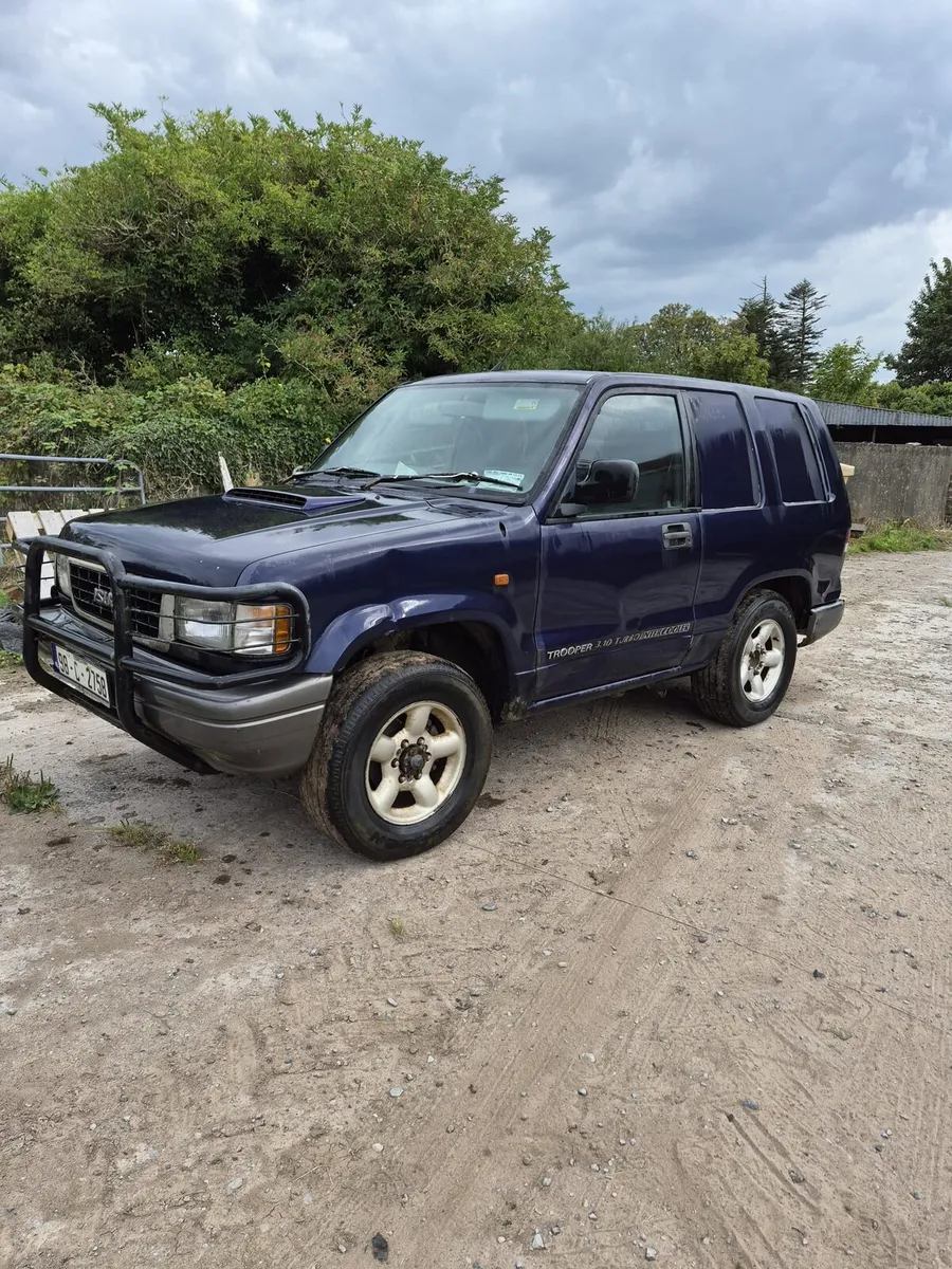 Isuzu Trooper 3.1 For Sale - Image 2