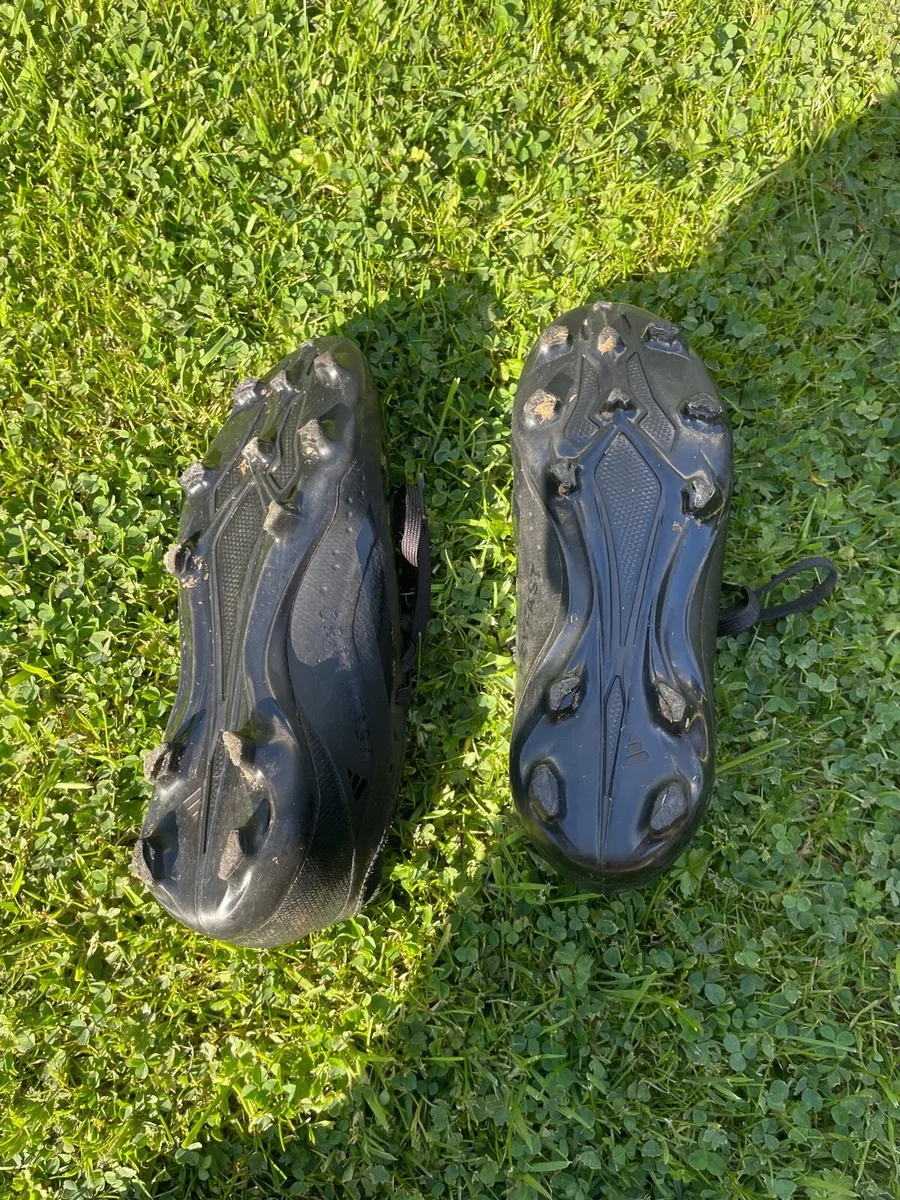 Kids football boots - Image 2