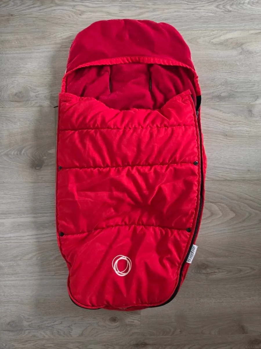 Bugaboo red foot muff - Image 1