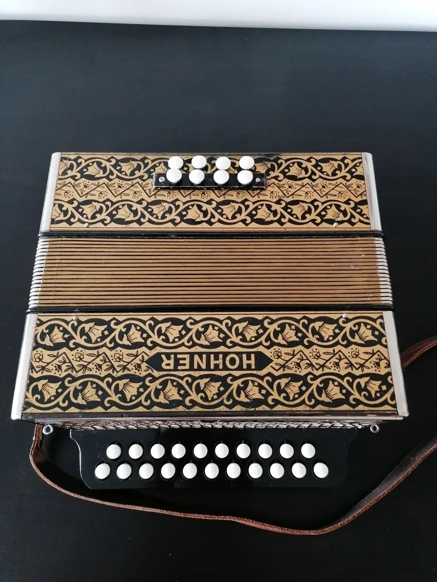 Accordion For Sale - Image 2