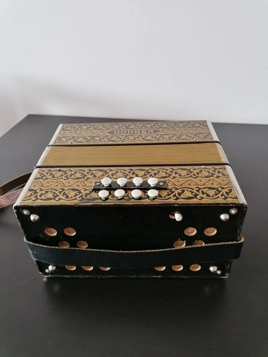 Accordion For Sale - Image 4