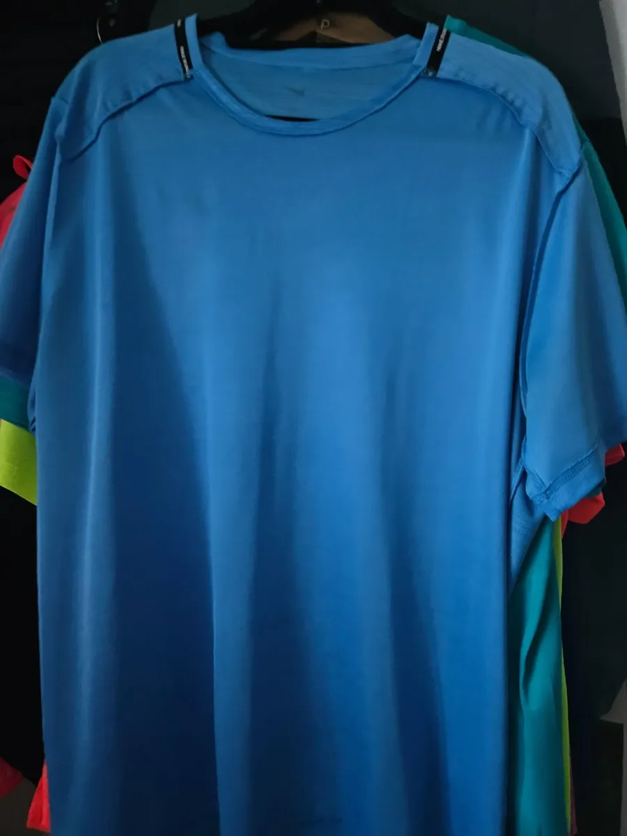 Mens clothing - Image 2