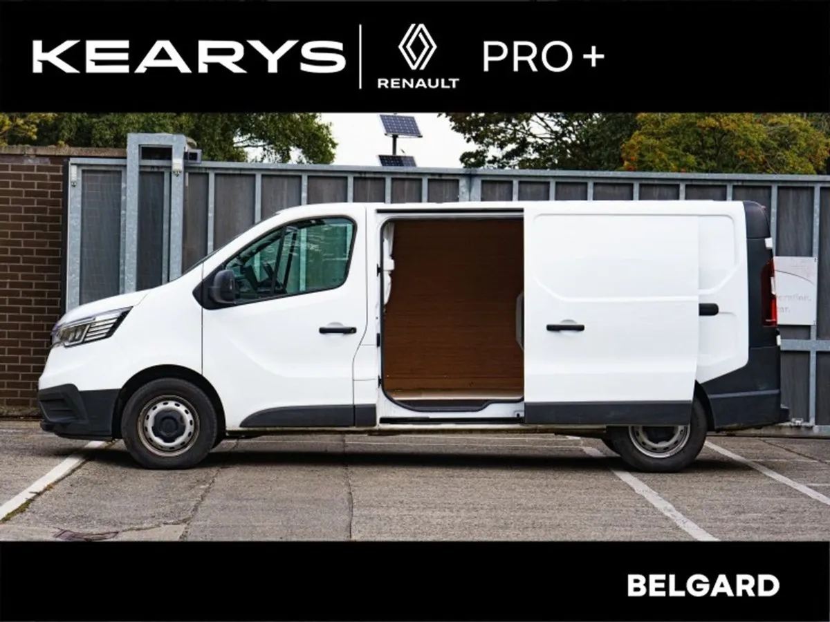Renault Trafic TRAFIC LL30 BLUE DCI 130 START *Rev - Image 4