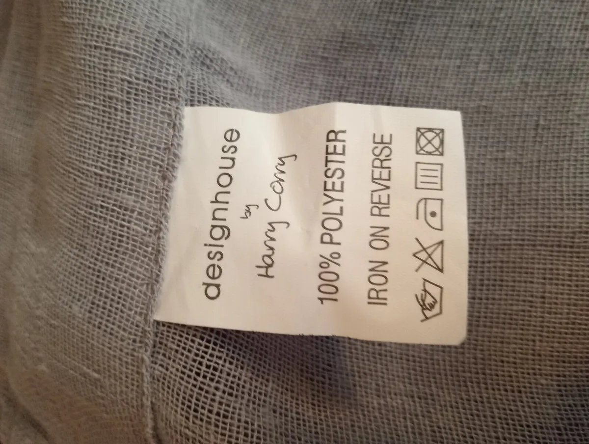 Curtains - Image 4