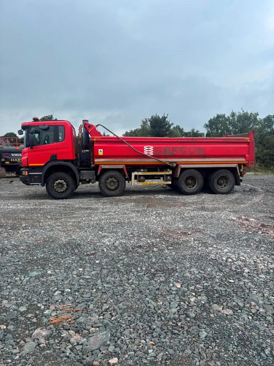 Scania P410 - 8 Wheeler Tipper -Manual - Sept 2015 - Image 2
