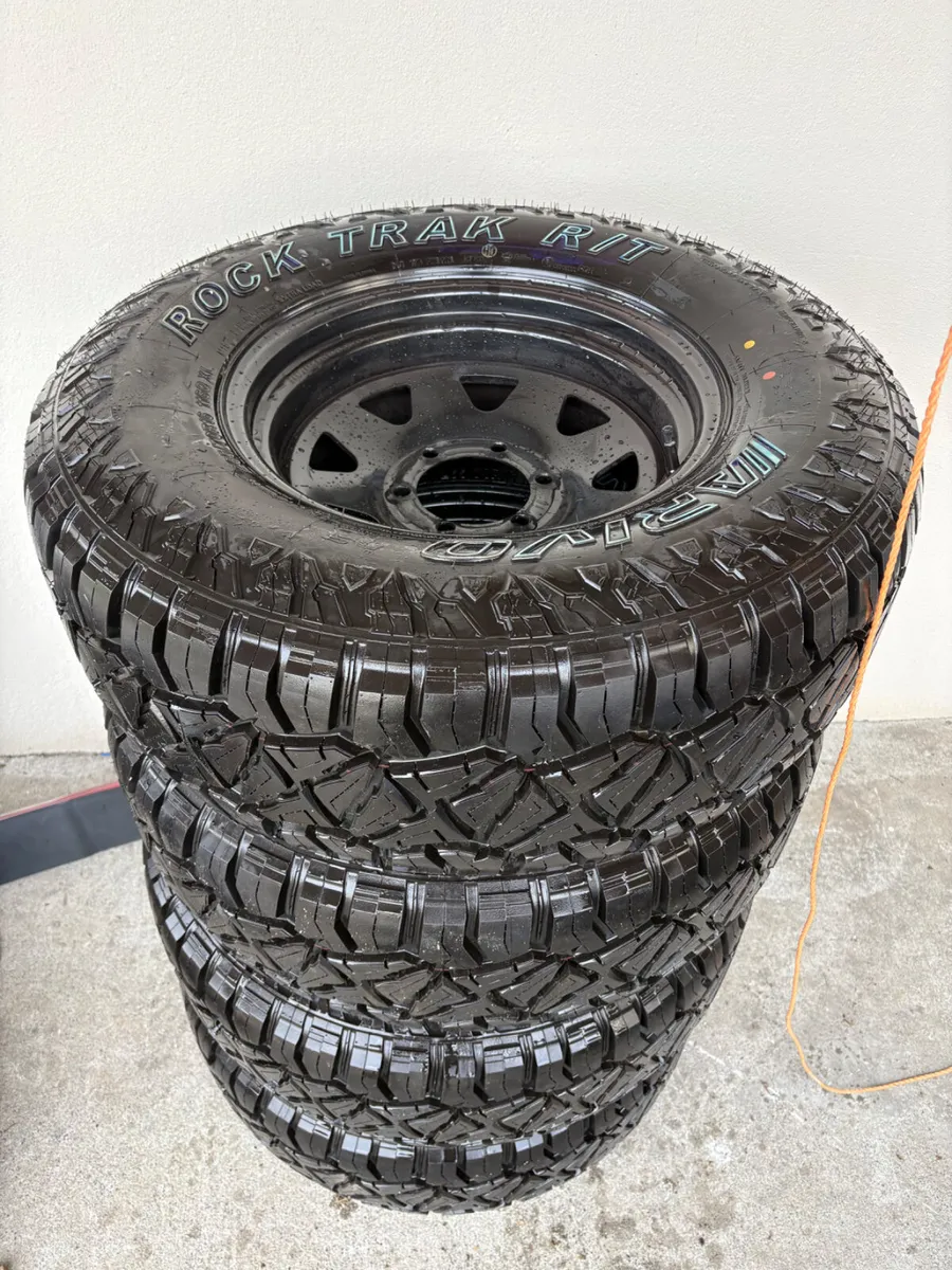 Unused hilux/ land cruiser wheels with new tyres - Image 1