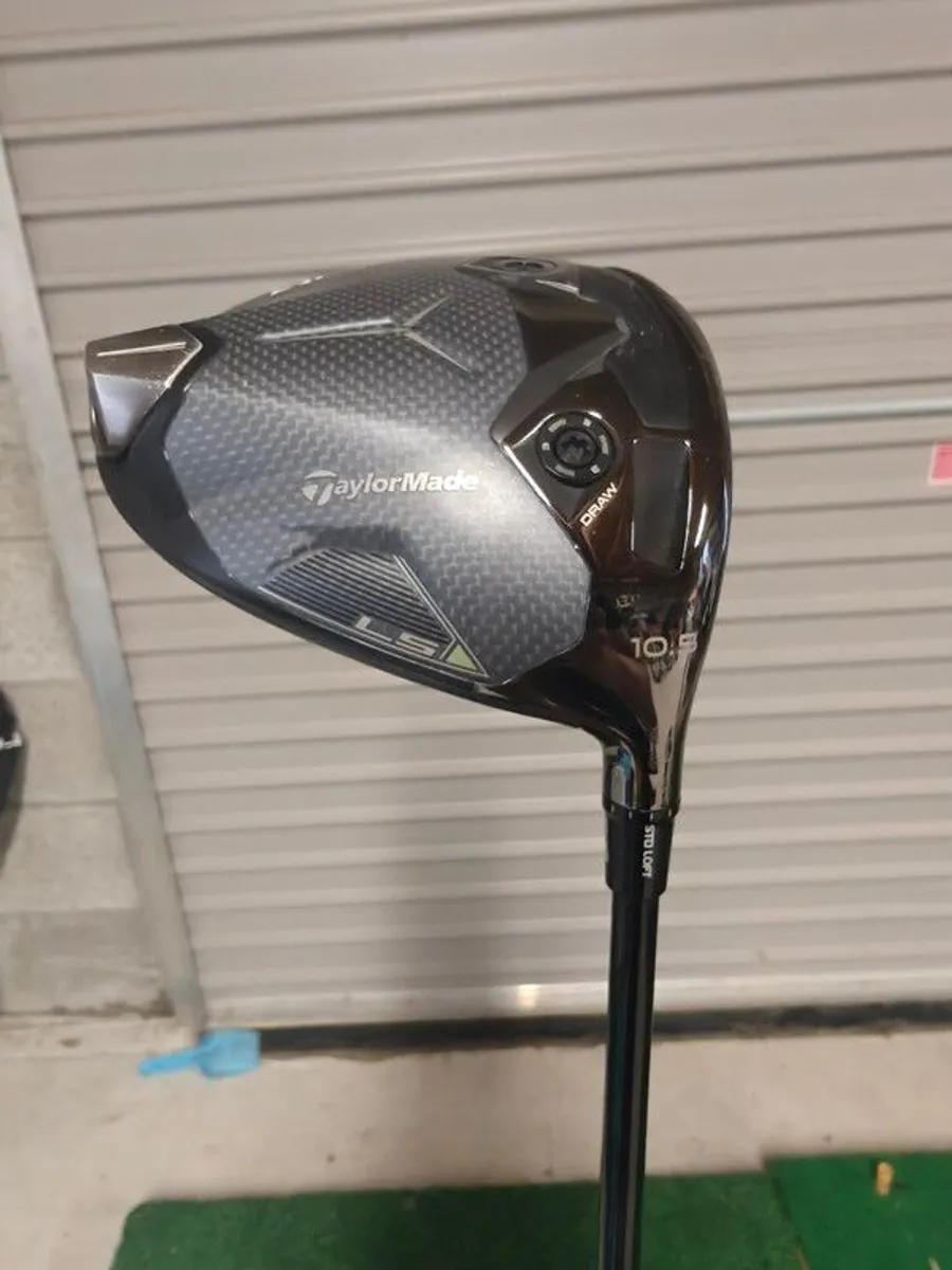 Qi35 LS driver - Image 4
