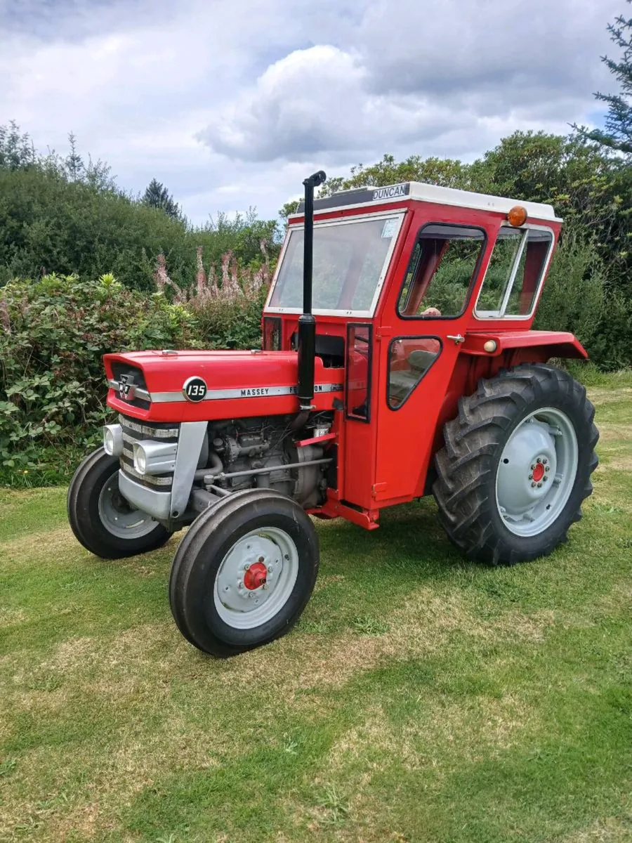 Massey Ferguson 135 - Image 1