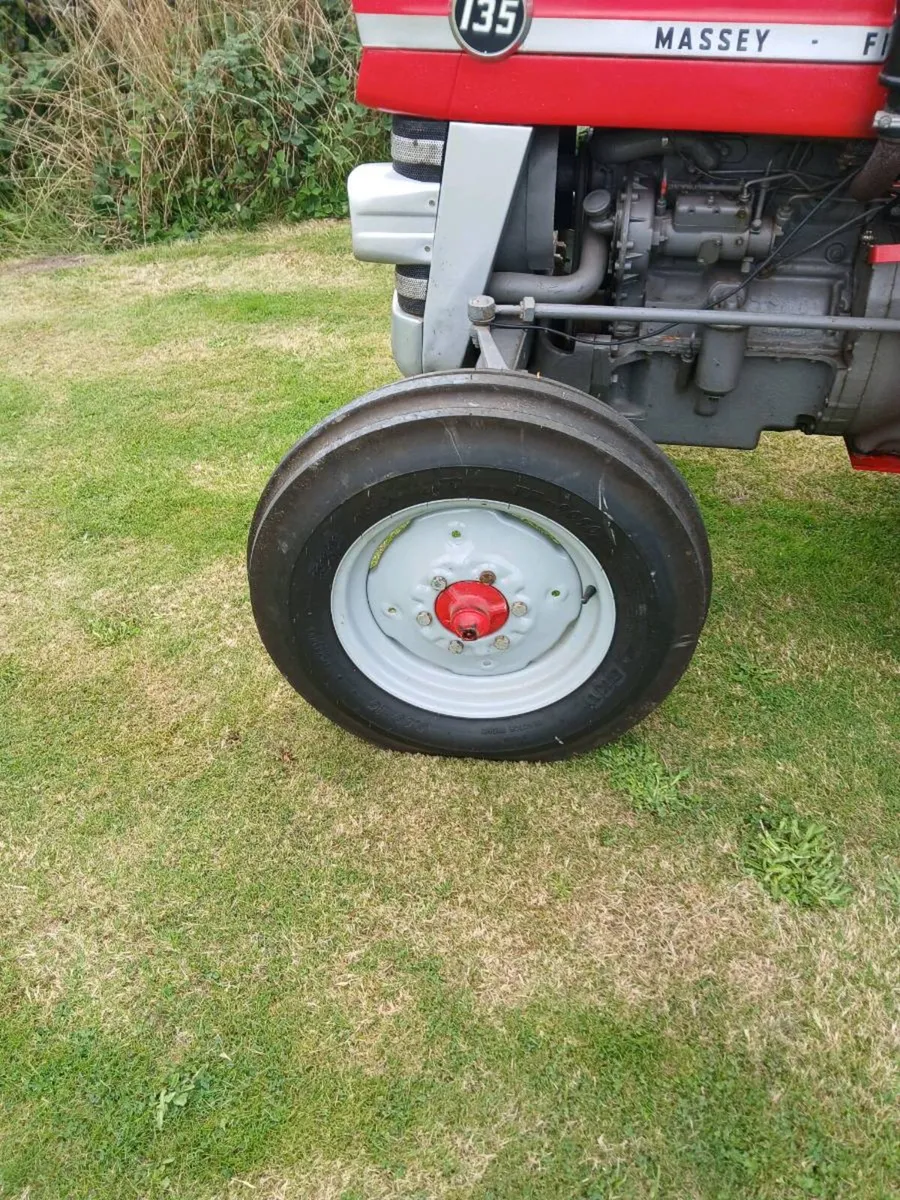 Massey Ferguson 135 - Image 4