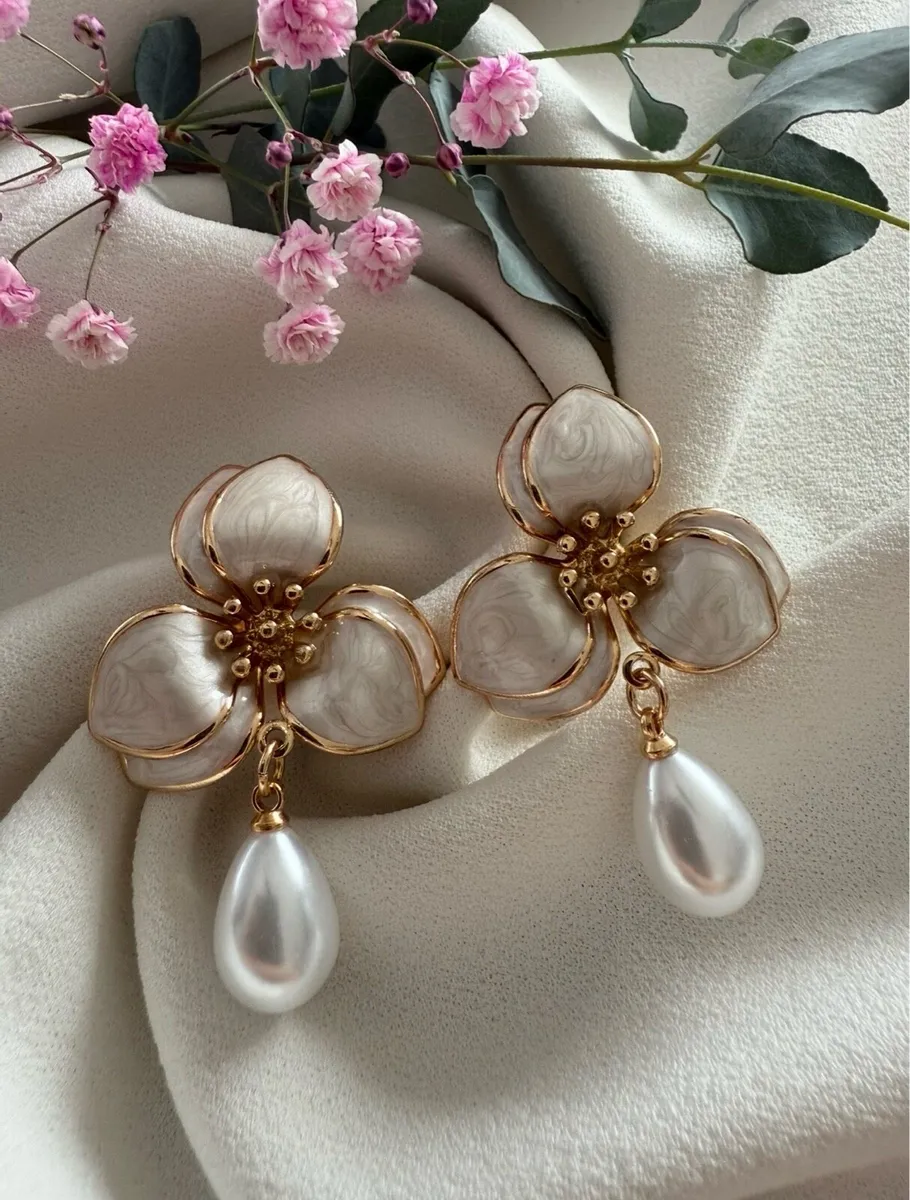 Earrings - Image 1