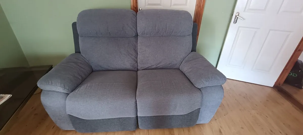 Sofa -READ DESCRIPTION - Image 1