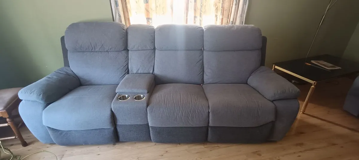 Sofa -READ DESCRIPTION - Image 4
