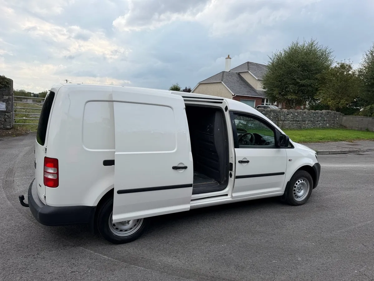 151 Vw Caddy Maxi Doe 4/27 - Image 3