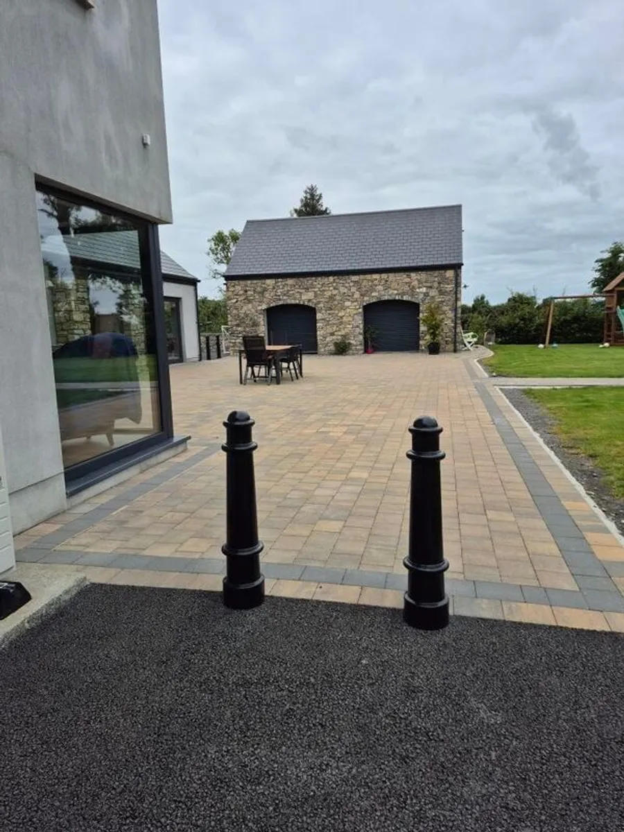 Cast Iron Bollards - Image 1