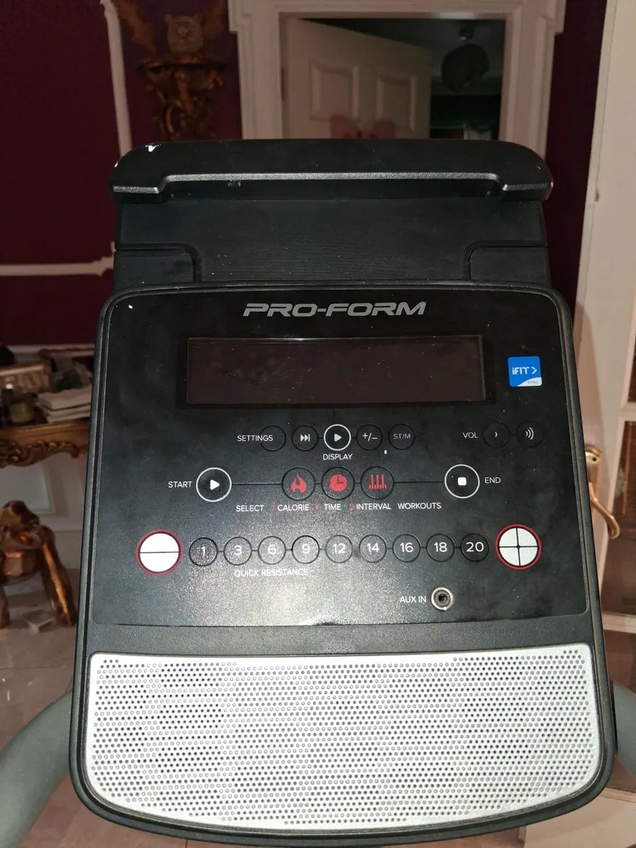 Pro form cross trainer - Image 4
