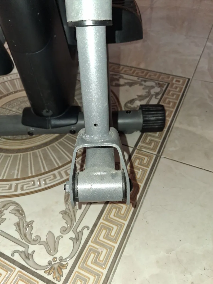 Pro form cross trainer - Image 2