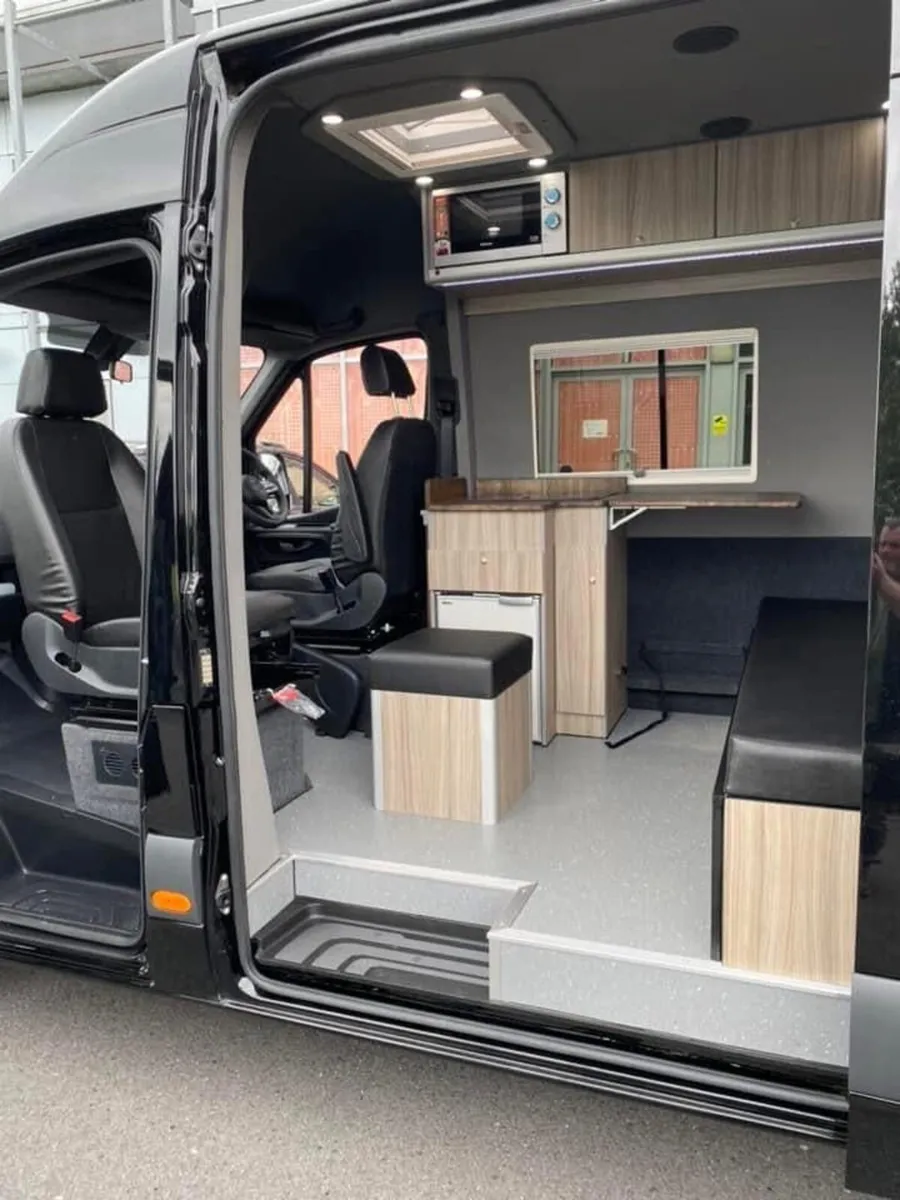 Mercedes Sprinter Camper - Image 2