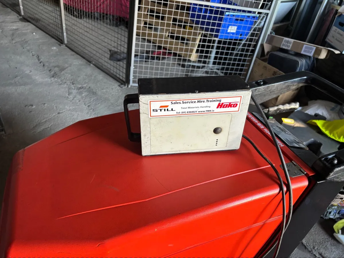 Warehouse Floor Cleaner - Image 3
