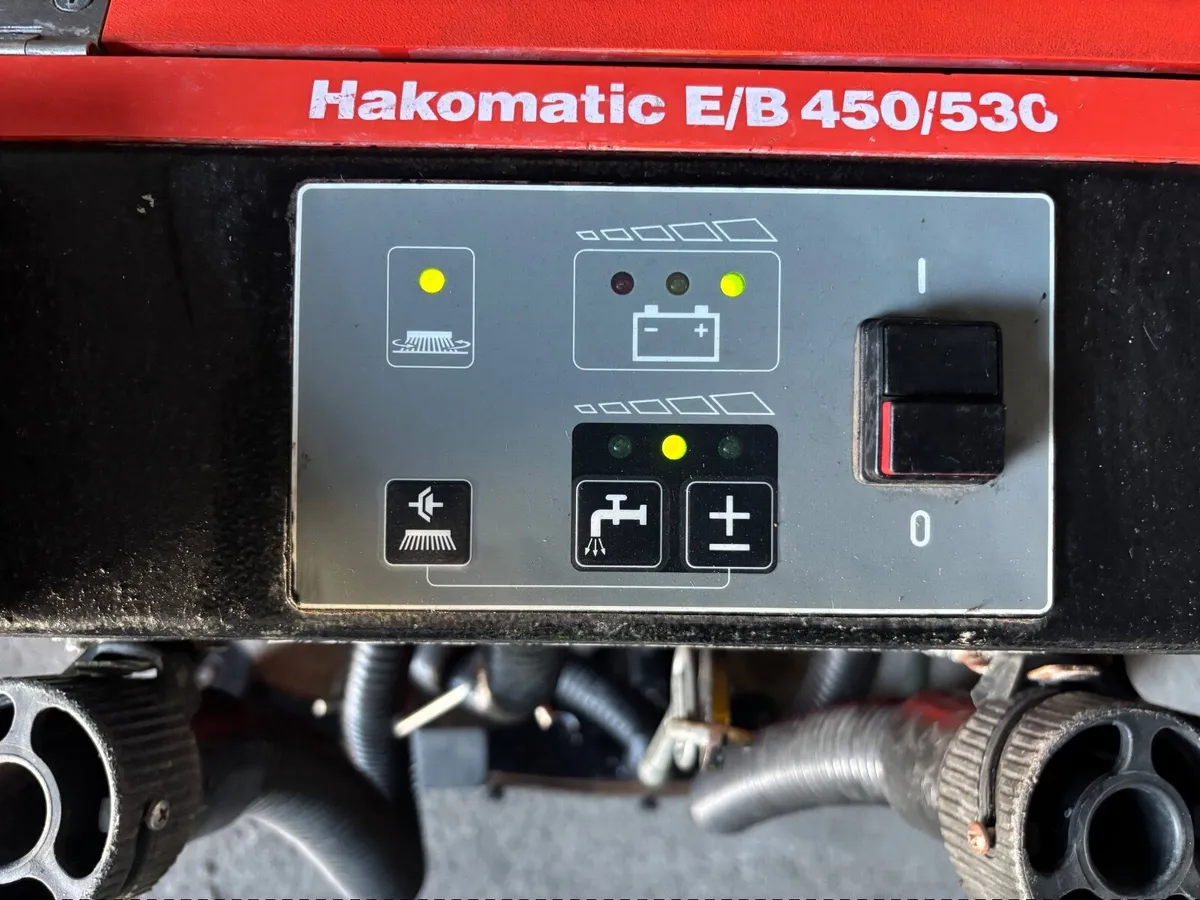 Warehouse Floor Cleaner - Image 2