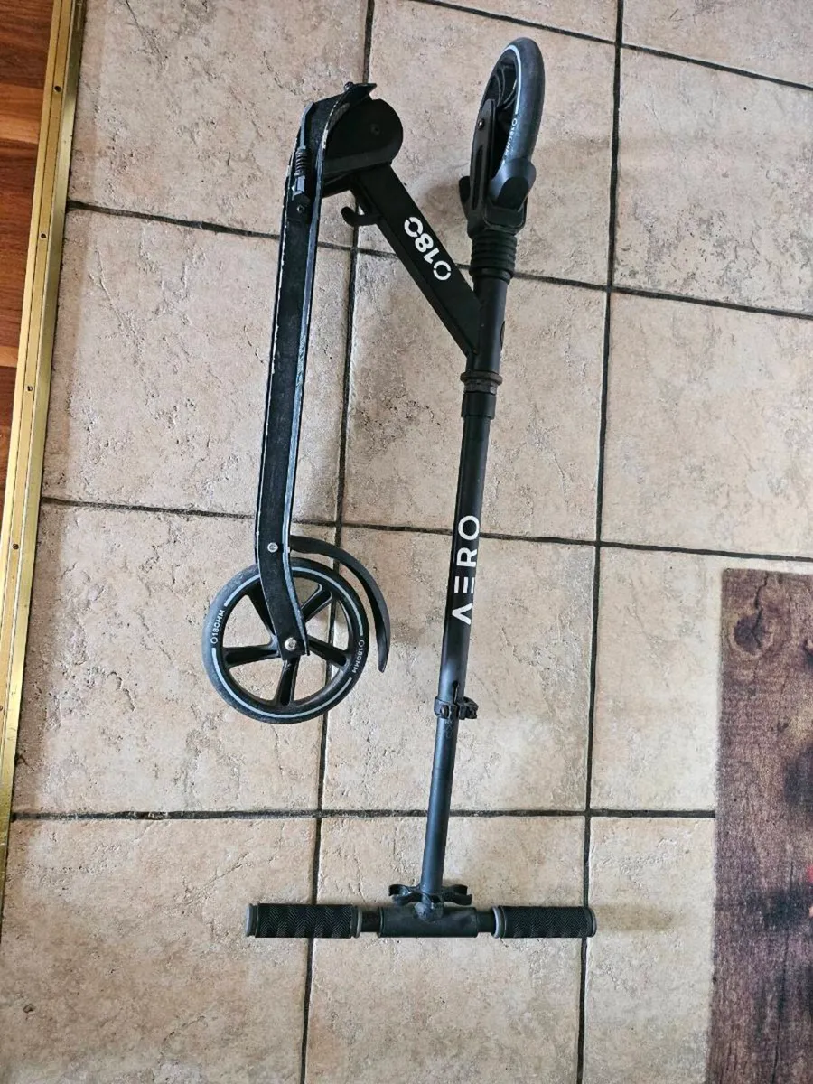 scooter - Image 2
