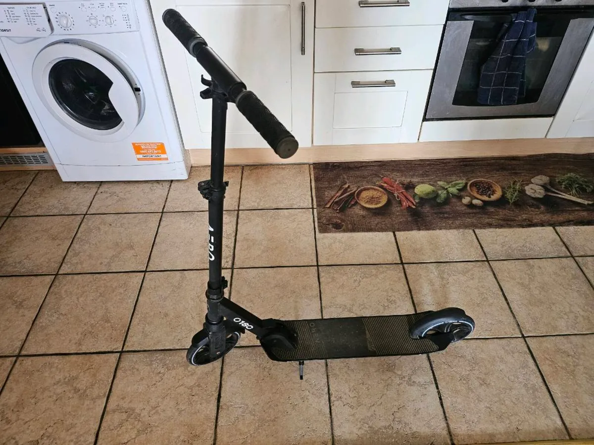 scooter - Image 1