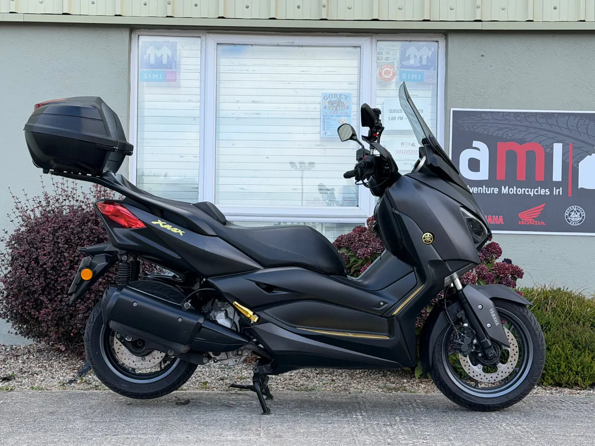 YAMAHA XMAX 300 - Image 2