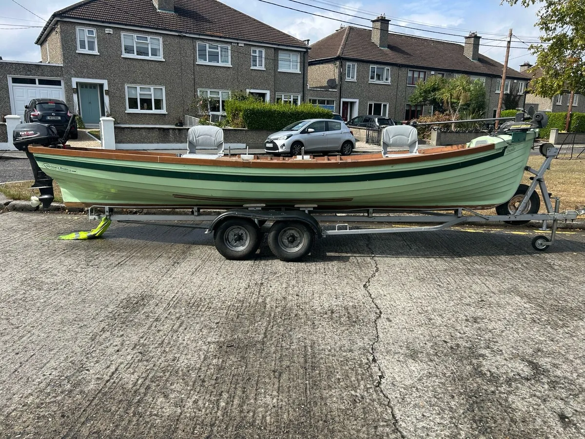Lake boat, trailer and 15hp engine - Image 1