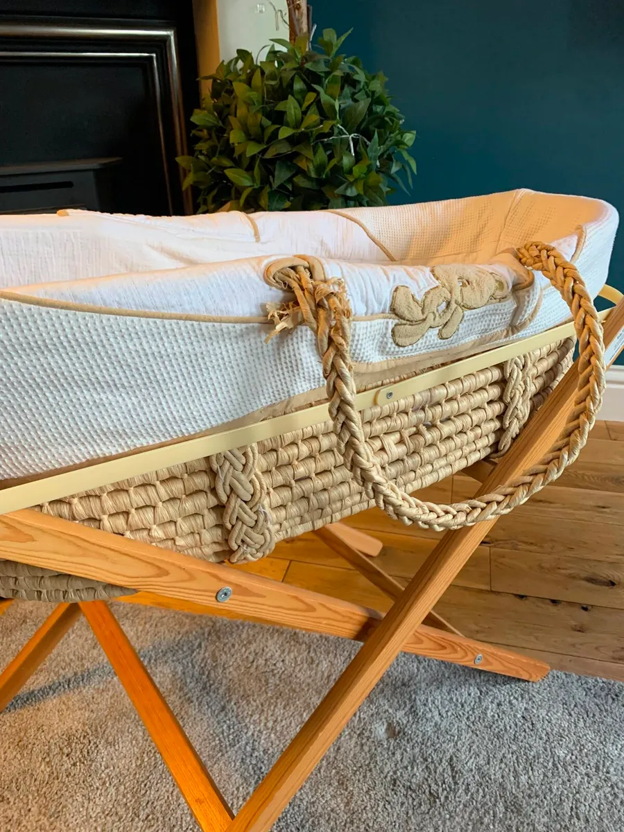 Baby moses basket - Image 2
