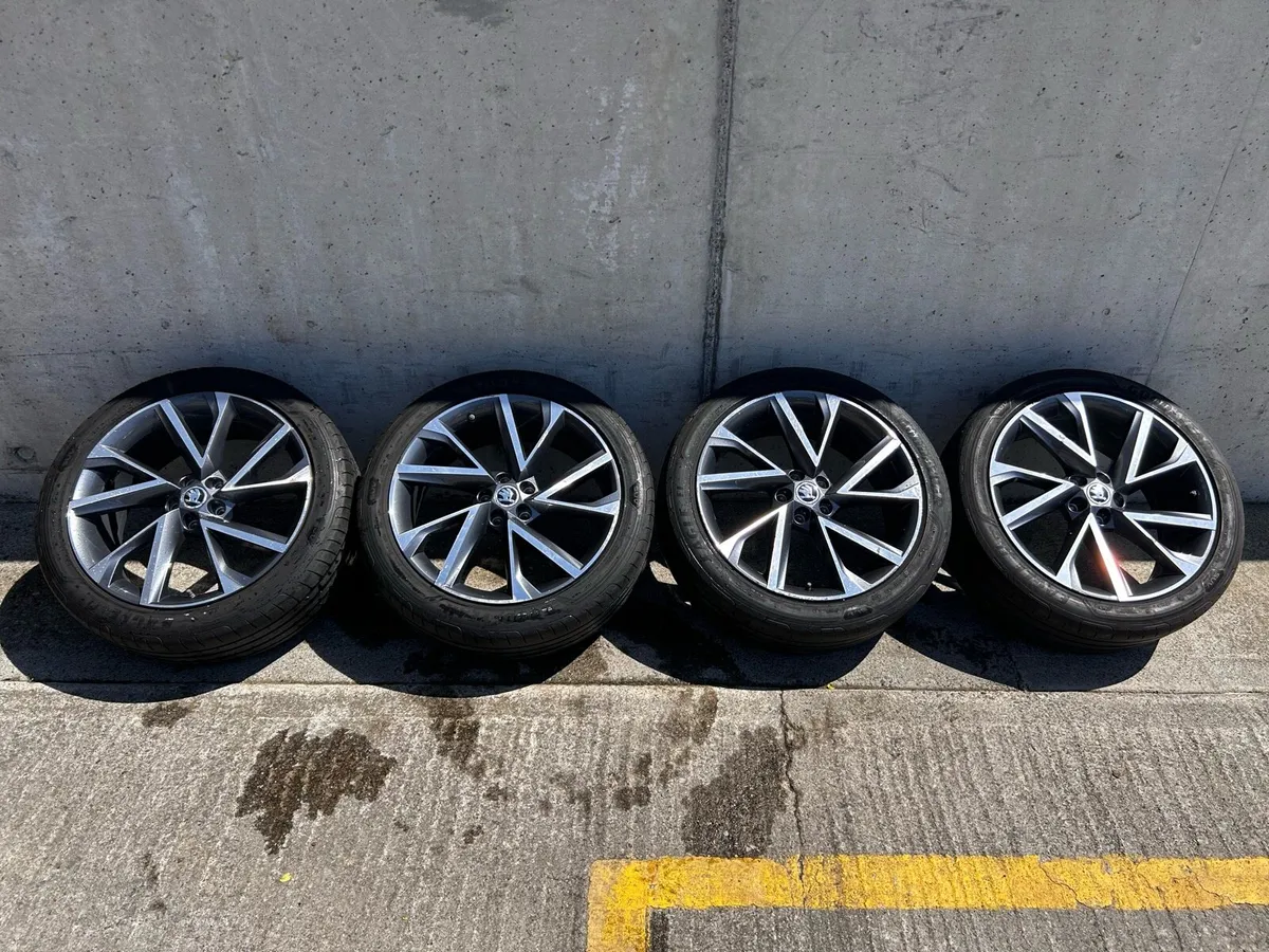 Genuine Skoda Vega Sportline 20” Alloy Wheels - Image 2