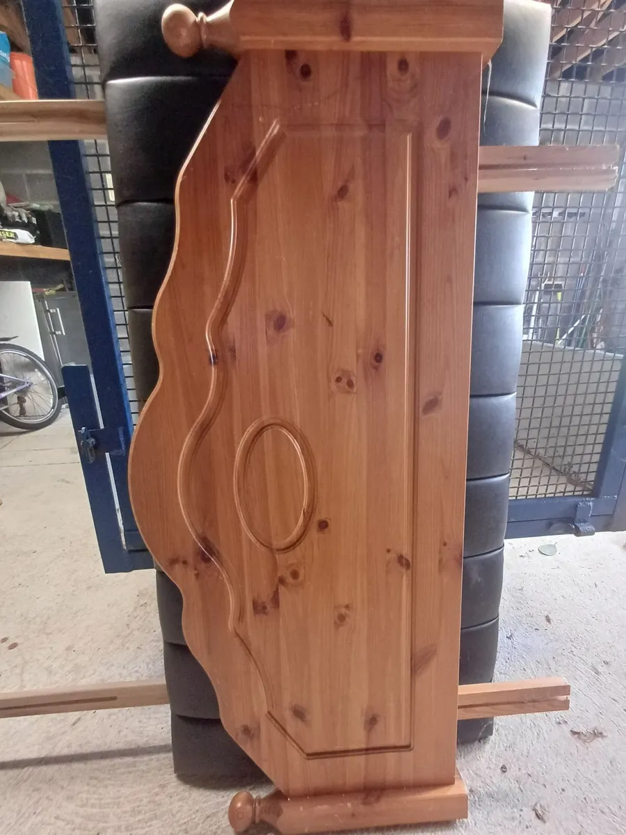 Headboard - Image 1