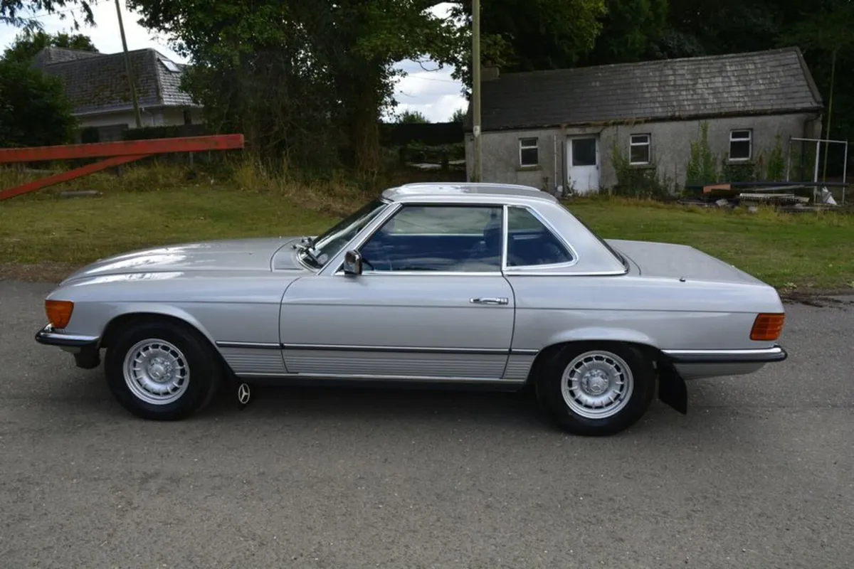 Mercedes-Benz 380SL - Image 4