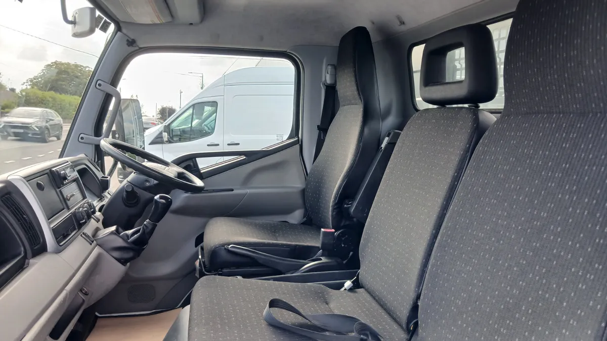 181 CANTER DROPSIDE 3.5T RARE - Image 4
