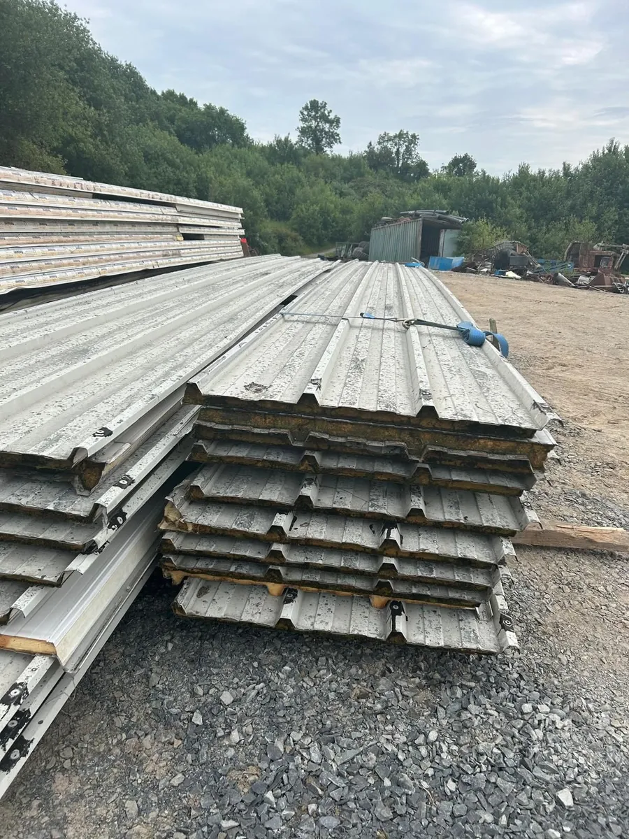 Insulated Sheeting - Image 1