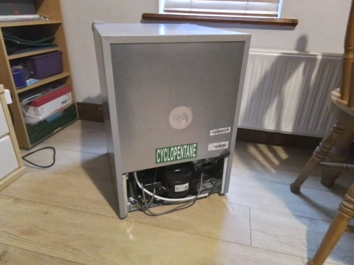 Fridge - Image 4