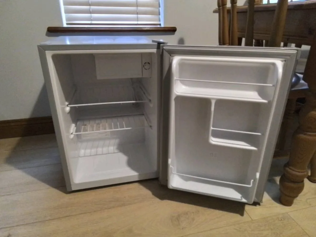 Fridge - Image 2